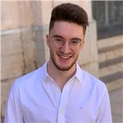 Profesor de mates, física y química, e inglés de ESO, bachiller y universidad